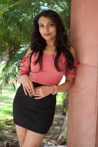 Akshara Independent Call Girl in Noida