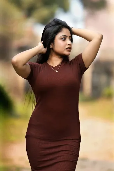 Archana Independent Call Girl in Noida